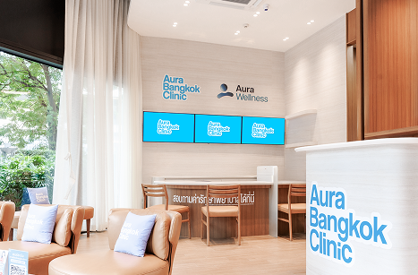 Aura Bangkok Clinic reception